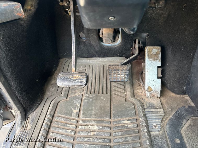 image for item FC1624 1997 Mack CH612 semi truck