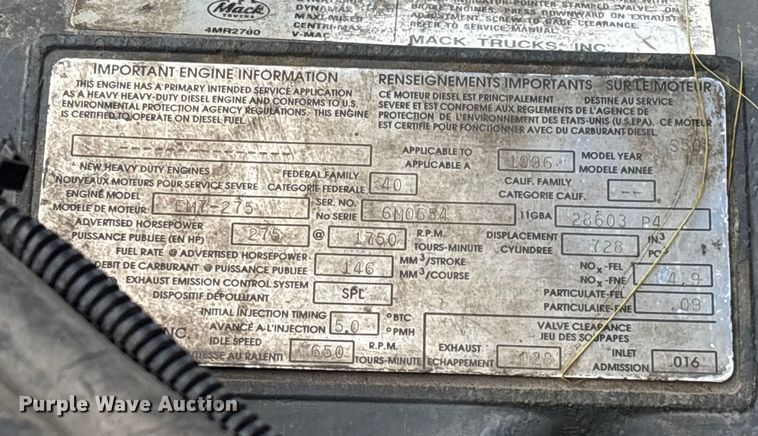 image for item FC1624 1997 Mack CH612 semi truck