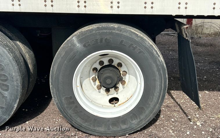 image for item FC5046 2019 Wabash dry van trailer