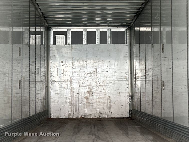 image for item FC5047 2017 Wabash dry van trailer