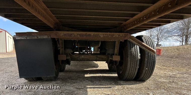 image for item FC5047 2017 Wabash dry van trailer