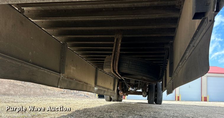 image for item FC5047 2017 Wabash dry van trailer