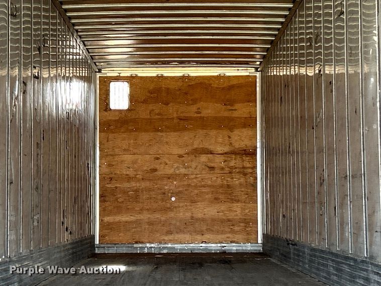 image for item FC5052 2009 Utility VS2DX dry van trailer