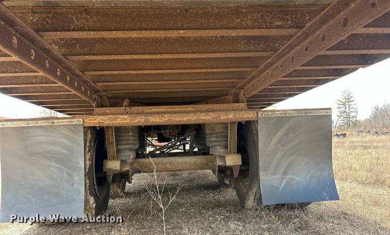 image for item FC5052 2009 Utility VS2DX dry van trailer