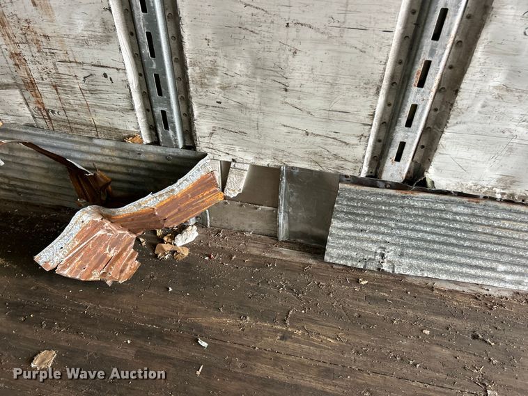 image for item FC5053 2008 Utility VS2DX dry van trailer