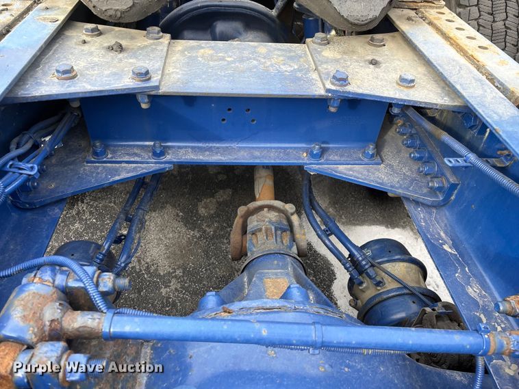 image for item FG0068 2018 Kenworth T680 semi truck