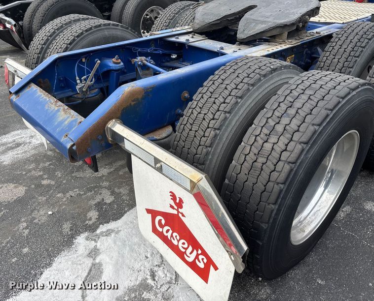 image for item FG0068 2018 Kenworth T680 semi truck