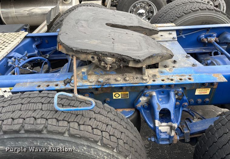 image for item FG0068 2018 Kenworth T680 semi truck