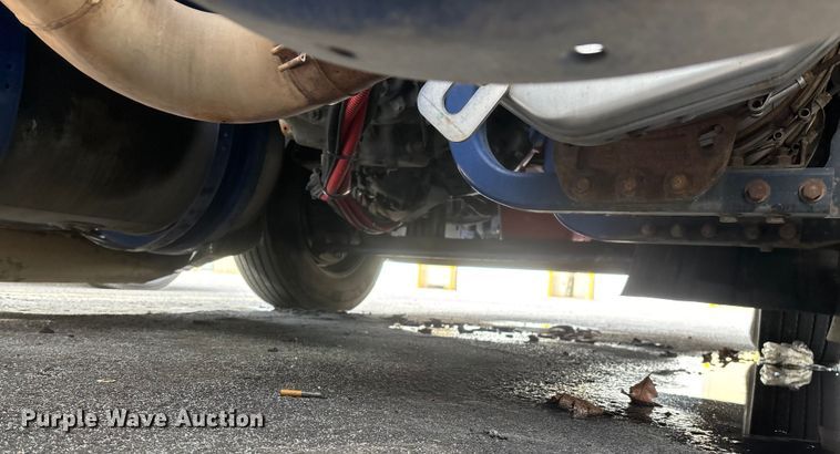 image for item FG0068 2018 Kenworth T680 semi truck