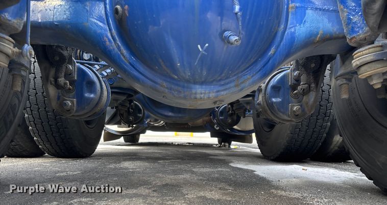 image for item FG0068 2018 Kenworth T680 semi truck