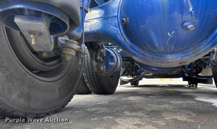 image for item FG0068 2018 Kenworth T680 semi truck