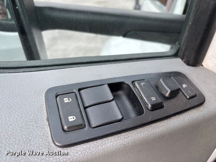 image for item FG0068 2018 Kenworth T680 semi truck