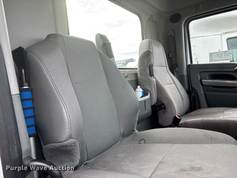 image for item FG0068 2018 Kenworth T680 semi truck