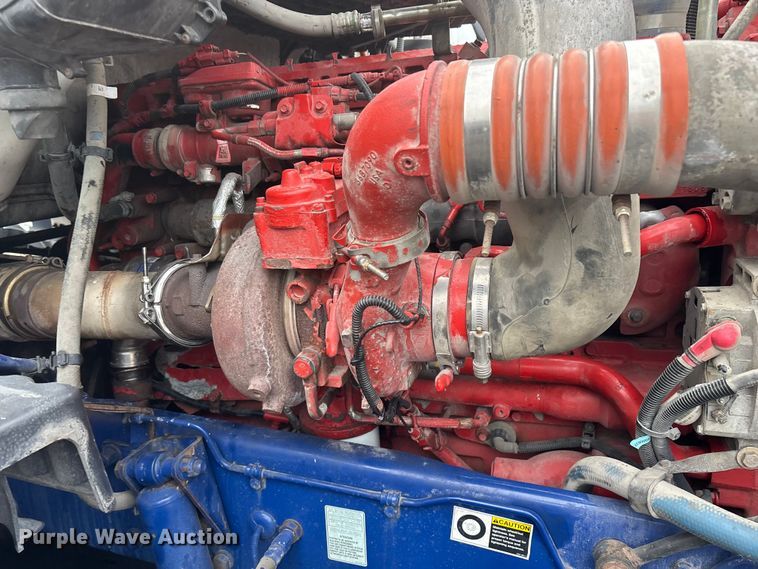 image for item FG0068 2018 Kenworth T680 semi truck