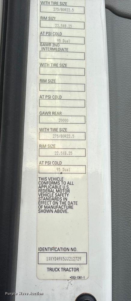 image for item FG0068 2018 Kenworth T680 semi truck