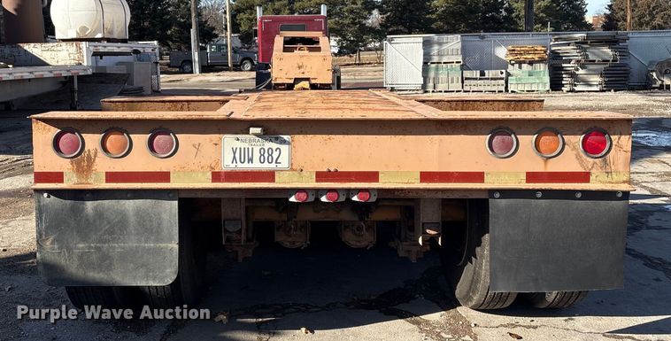 image for item FG2643 1998 Witzco Challenger RG-35 lowboy equipment trailer