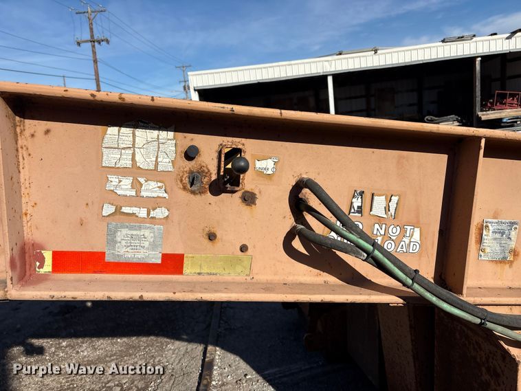 image for item FG2643 1998 Witzco Challenger RG-35 lowboy equipment trailer