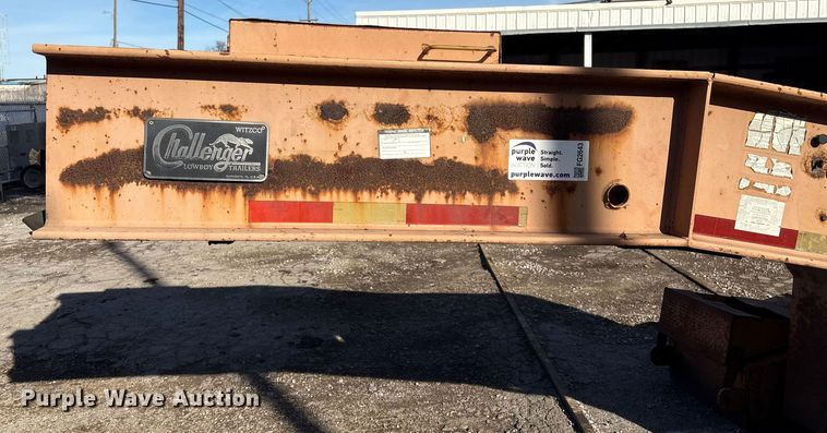 image for item FG2643 1998 Witzco Challenger RG-35 lowboy equipment trailer