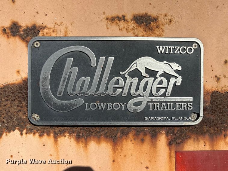 image for item FG2643 1998 Witzco Challenger RG-35 lowboy equipment trailer