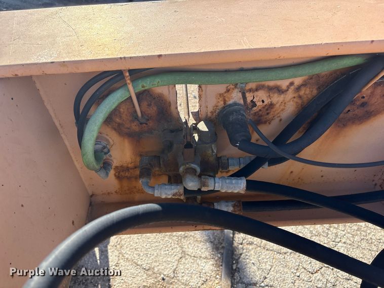 image for item FG2643 1998 Witzco Challenger RG-35 lowboy equipment trailer