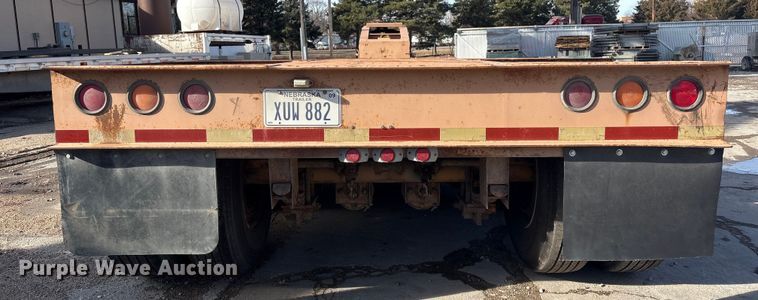 image for item FG2643 1998 Witzco Challenger RG-35 lowboy equipment trailer