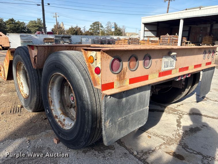 image for item FG2643 1998 Witzco Challenger RG-35 lowboy equipment trailer