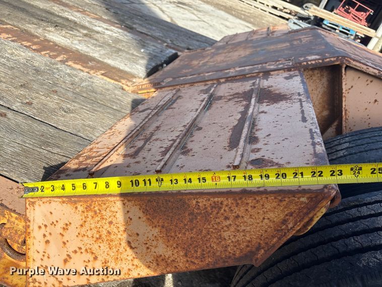 image for item FG2643 1998 Witzco Challenger RG-35 lowboy equipment trailer