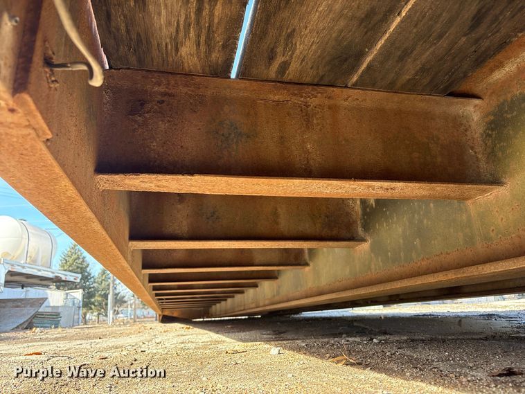 image for item FG2643 1998 Witzco Challenger RG-35 lowboy equipment trailer