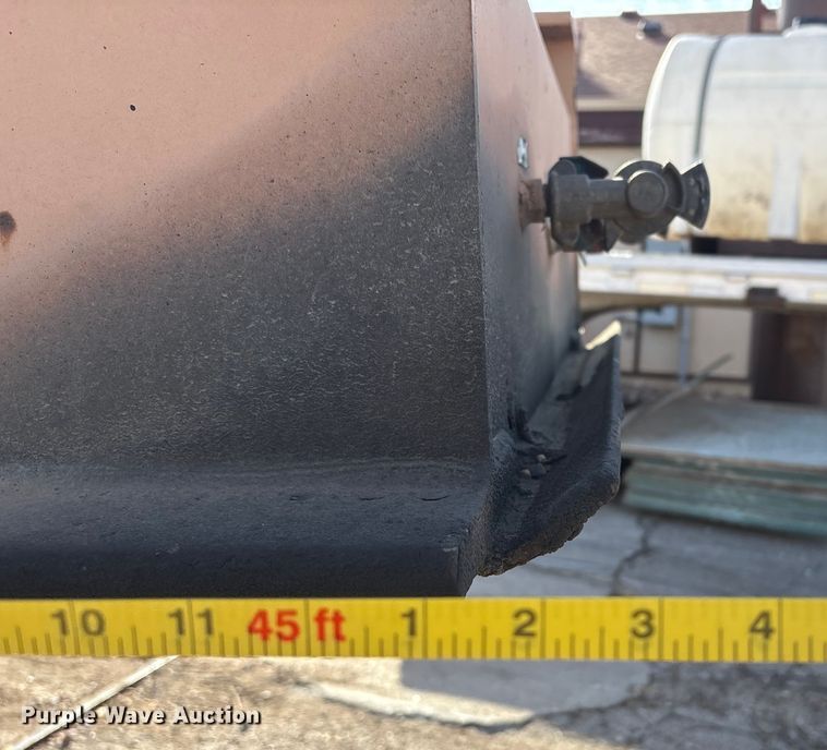 image for item FG2643 1998 Witzco Challenger RG-35 lowboy equipment trailer