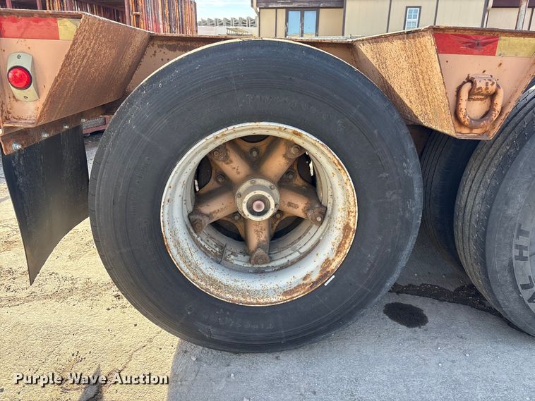 image for item FG2643 1998 Witzco Challenger RG-35 lowboy equipment trailer