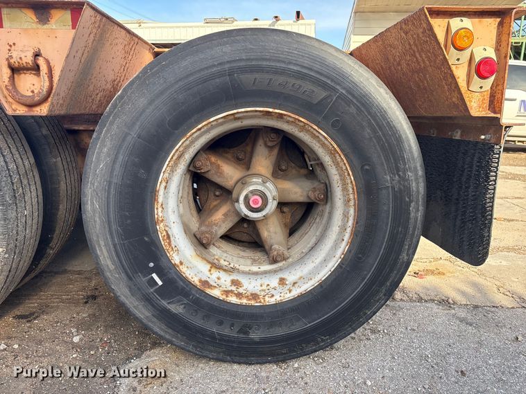 image for item FG2643 1998 Witzco Challenger RG-35 lowboy equipment trailer