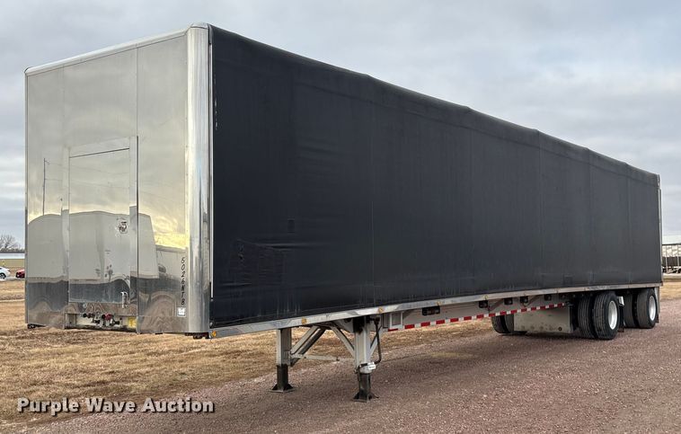 image for item FG2644 2019 Reitnouer flatbed trailer