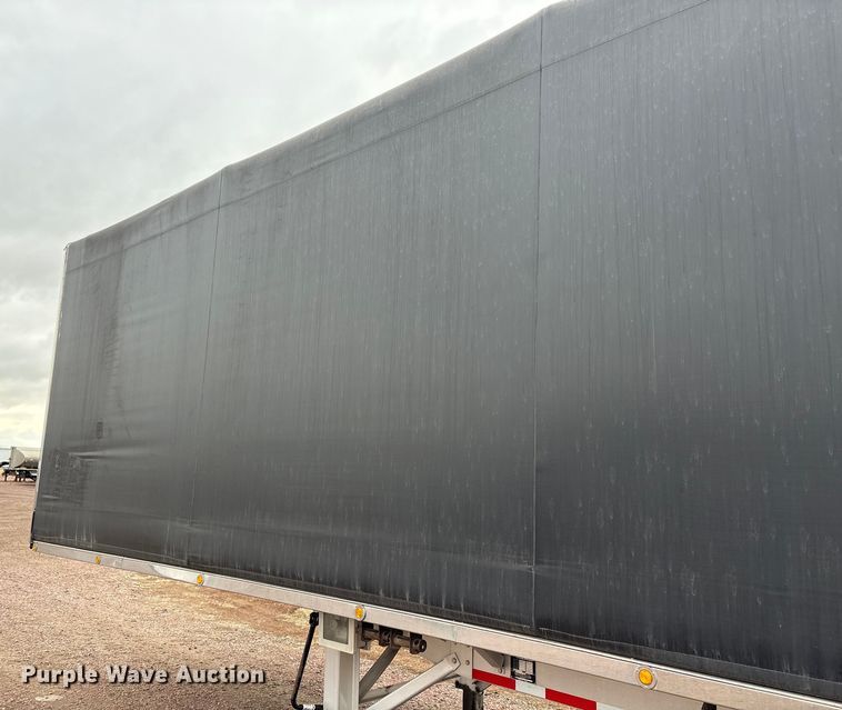 image for item FG2644 2019 Reitnouer flatbed trailer