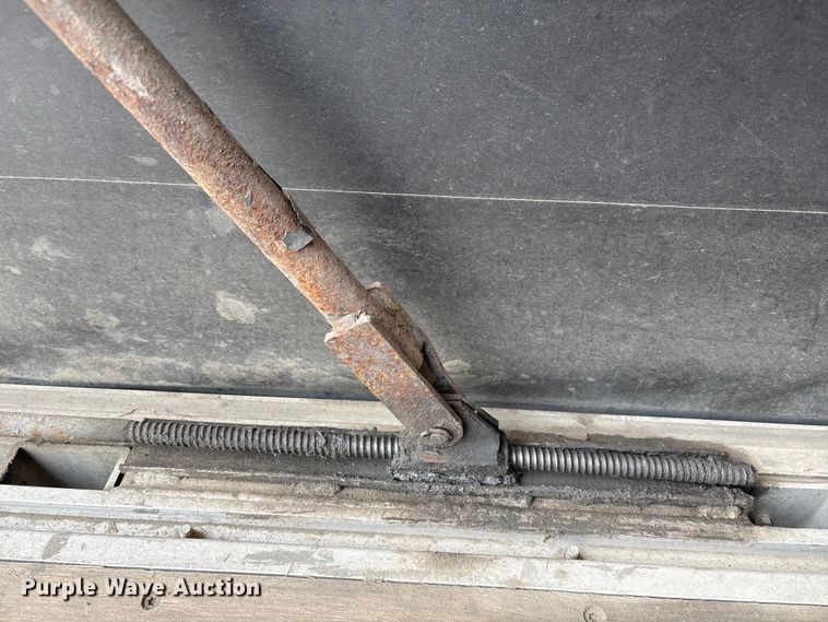 image for item FG2644 2019 Reitnouer flatbed trailer