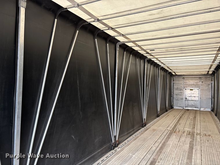 image for item FG2644 2019 Reitnouer flatbed trailer