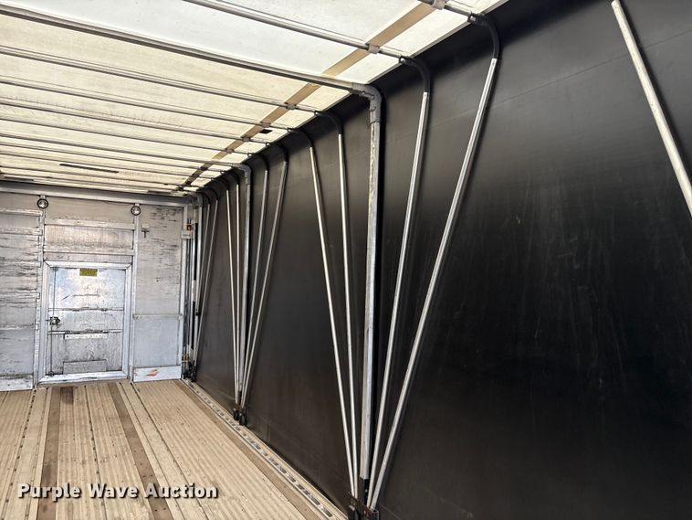 image for item FG2644 2019 Reitnouer flatbed trailer