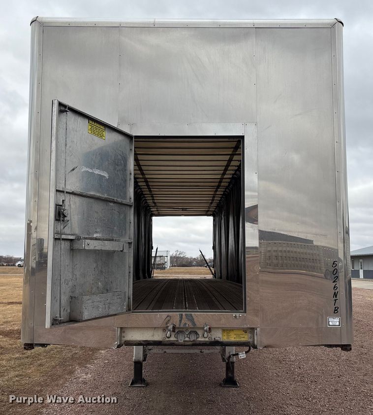 image for item FG2644 2019 Reitnouer flatbed trailer