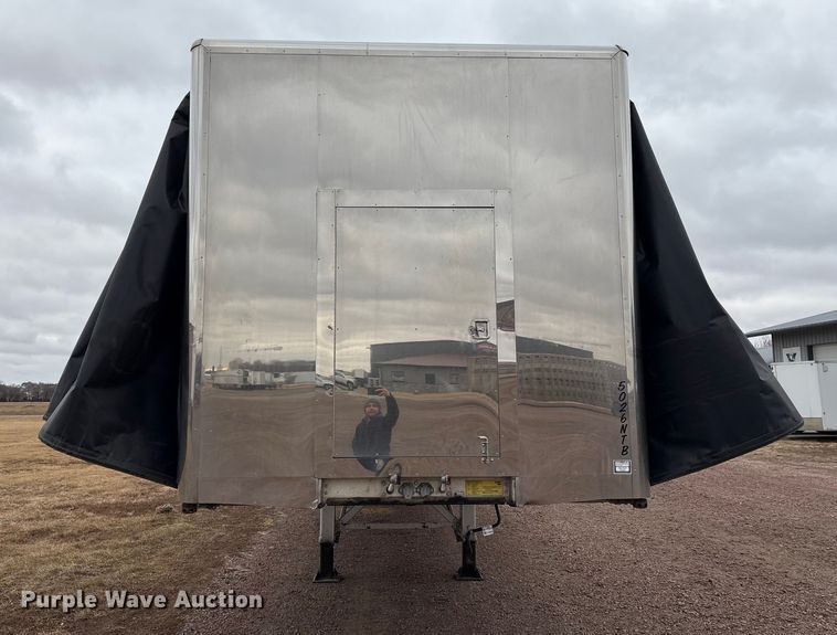 image for item FG2644 2019 Reitnouer flatbed trailer