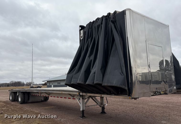 image for item FG2644 2019 Reitnouer flatbed trailer