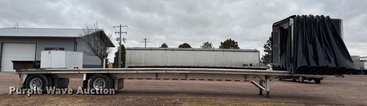 image for item FG2644 2019 Reitnouer flatbed trailer