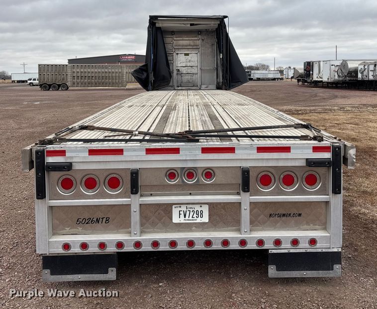 image for item FG2644 2019 Reitnouer flatbed trailer