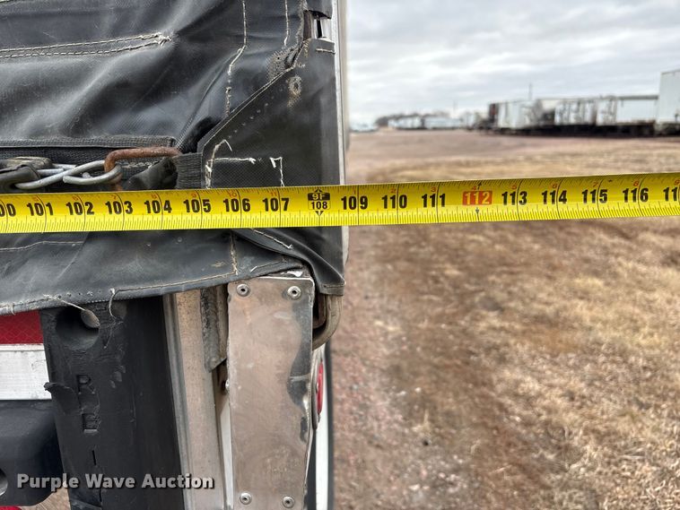 image for item FG2644 2019 Reitnouer flatbed trailer