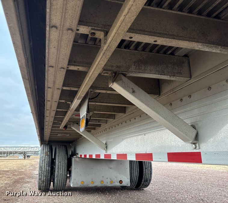 image for item FG2644 2019 Reitnouer flatbed trailer