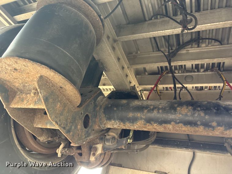 image for item FG2644 2019 Reitnouer flatbed trailer