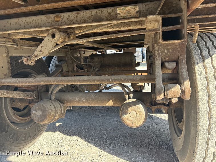 image for item FI0138 2000 Great Dane 7311TJ 32 dry van trailer