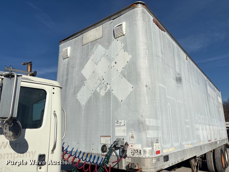 image for item FI0138 2000 Great Dane 7311TJ 32 dry van trailer