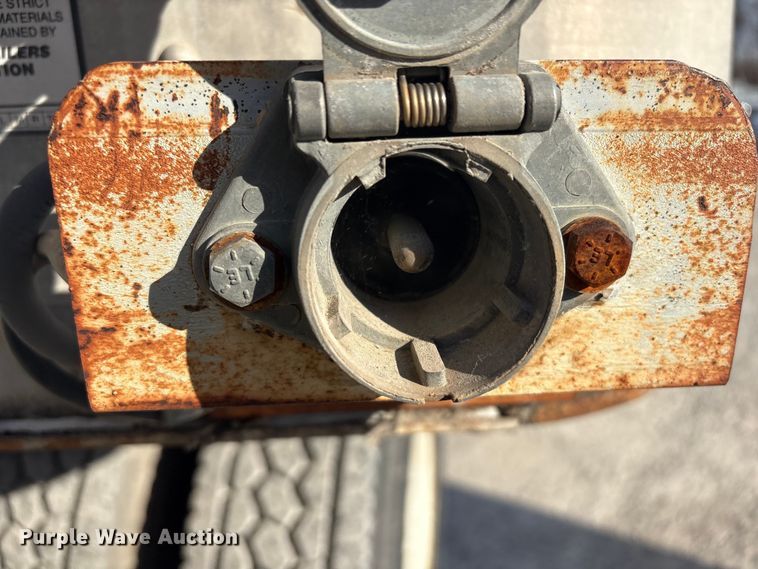 image for item FI0138 2000 Great Dane 7311TJ 32 dry van trailer