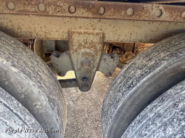 image for item FI0138 2000 Great Dane 7311TJ 32 dry van trailer