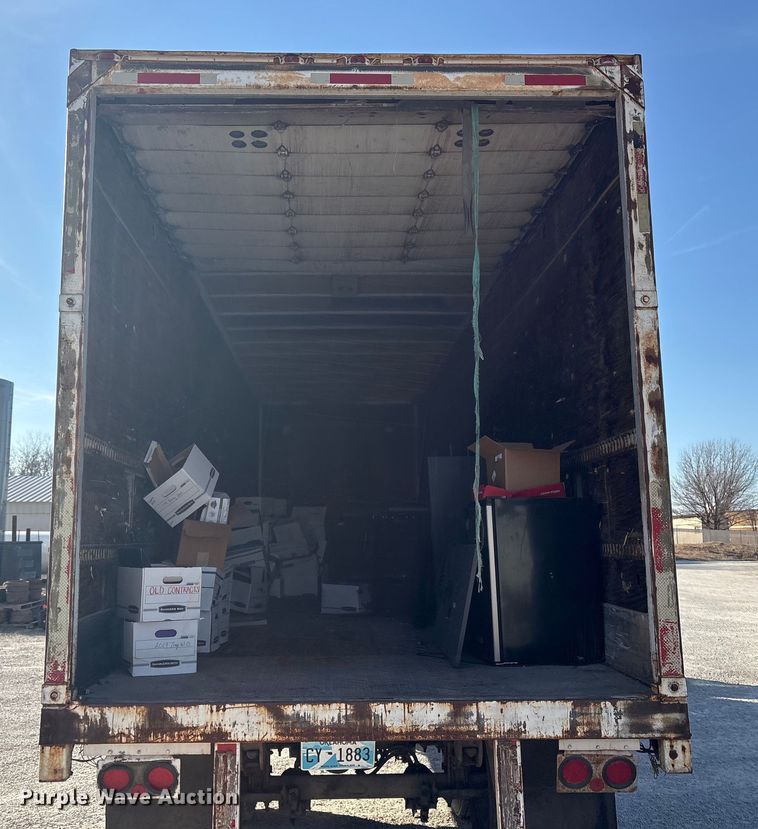 image for item FI0138 2000 Great Dane 7311TJ 32 dry van trailer