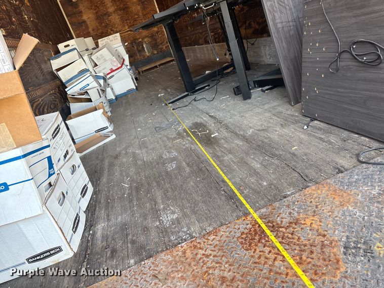 image for item FI0138 2000 Great Dane 7311TJ 32 dry van trailer